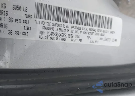 2011 Dodge Grand Caravan Mainstreet z USA, uszkodzony, nr VIN 2D4RN3DG4BR611890